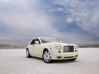 Rolls-Royce Phantom 2003 photo